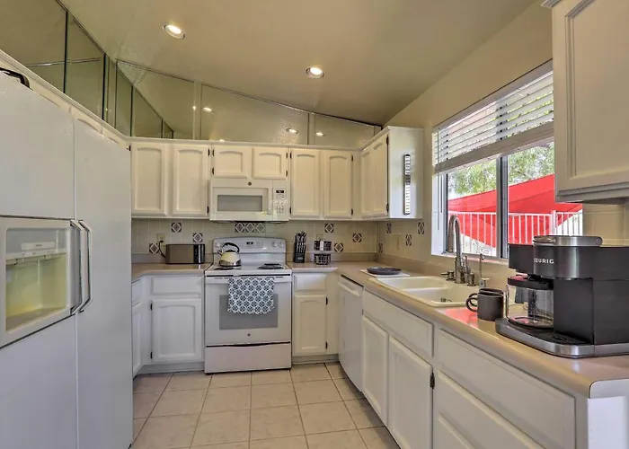 Saddlebrooke W/ Private Pool & Amenities